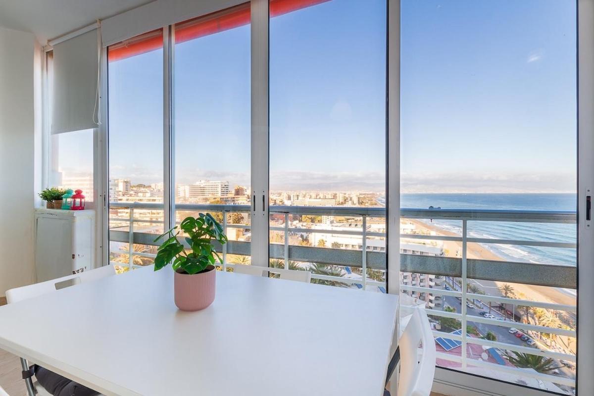 ¡Magnificas Vistas Al Mar! Piscina Y Wifi Gratis Leilighet Torremolinos Eksteriør bilde
