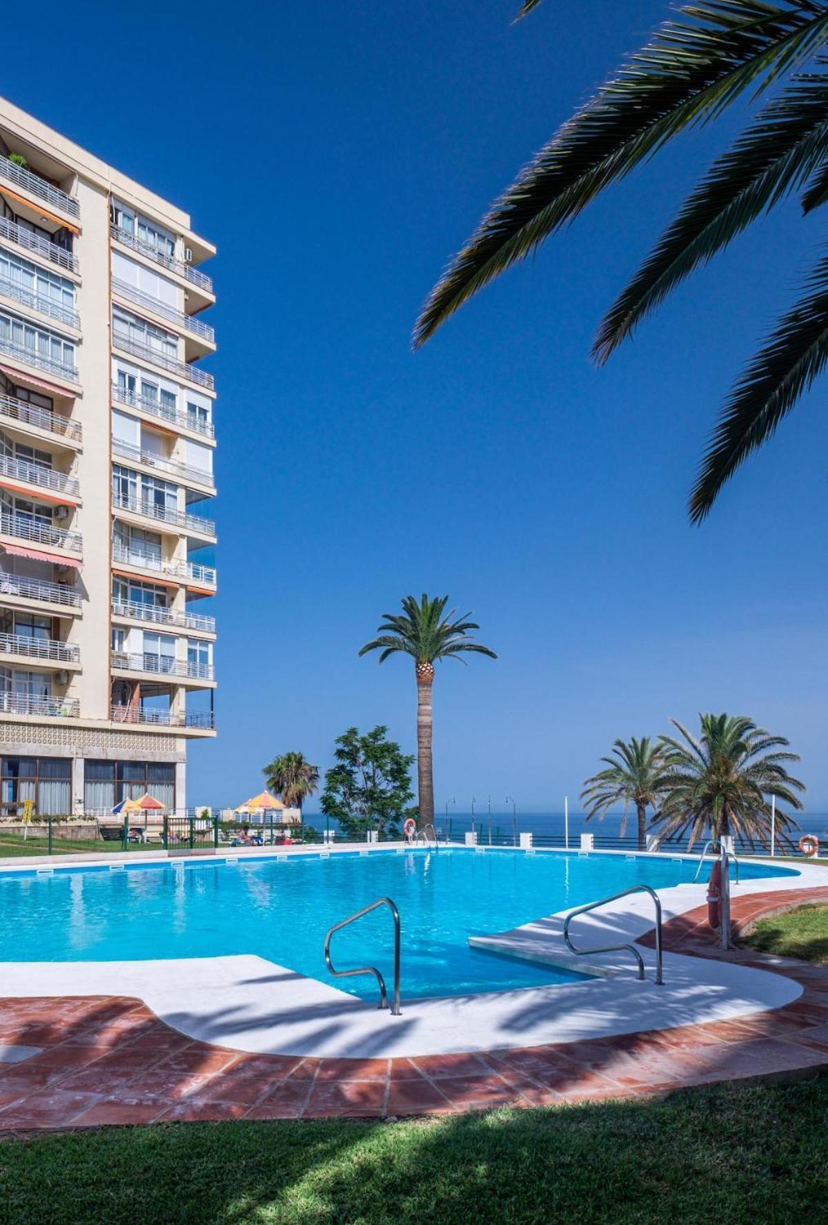 ¡Magnificas Vistas Al Mar! Piscina Y Wifi Gratis Leilighet Torremolinos Eksteriør bilde
